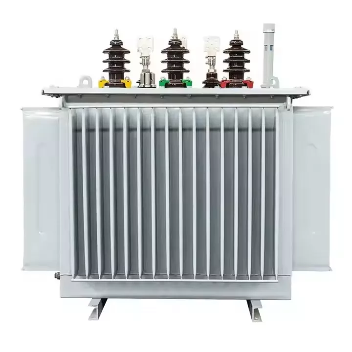 Zunanji trifazni oljni električni transformator